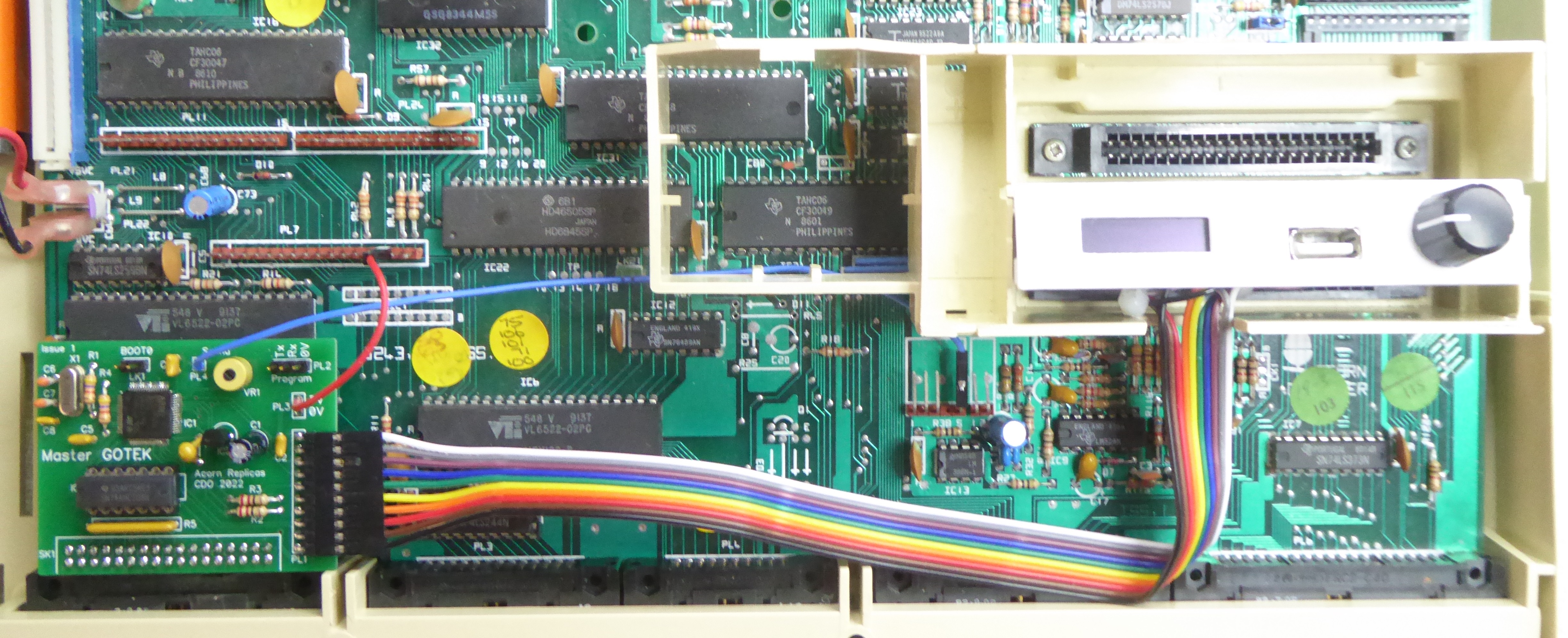 Master GOTEK Lid and Keyboard Removed